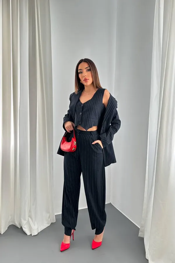 Toptan Lacivert Çizgili Üçlü Takım