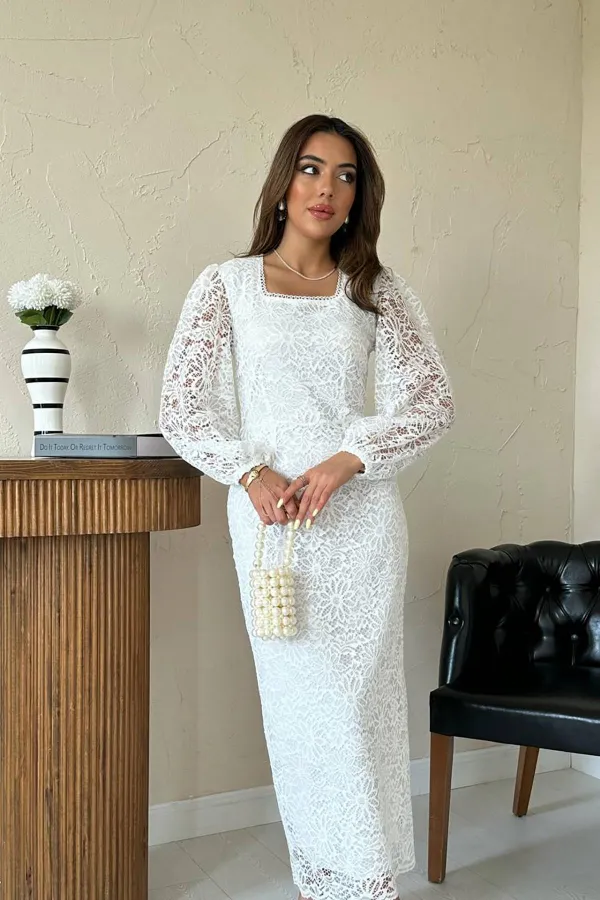 Toptan Beyaz Güpür Detaylı Dantel Elbise