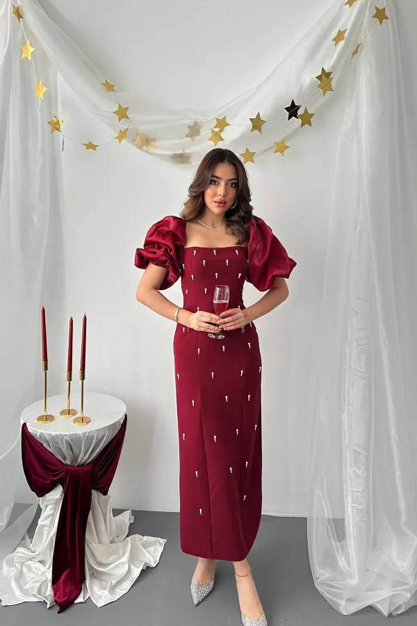 Robe bordeaux à manches brodées en gros
