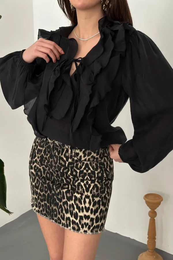 Toptan Siyah Fırfırlı Bluz