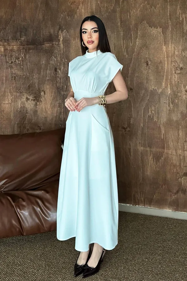 Toptan Beyaz Göğüs Büzgülü Elbise