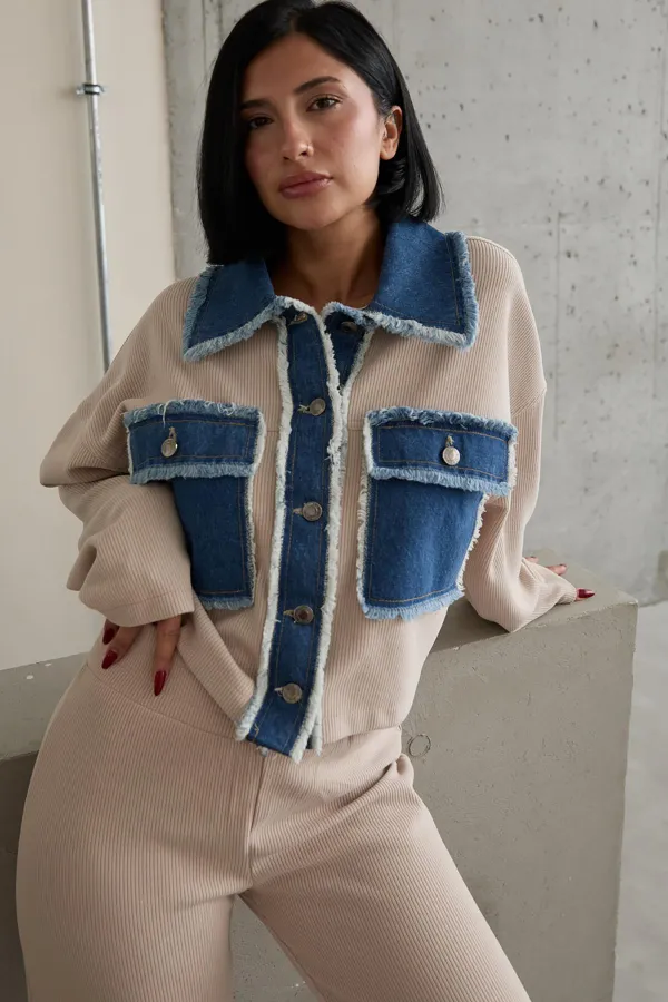 Ensemble chemise et pantalon garnis en denim beige en gros