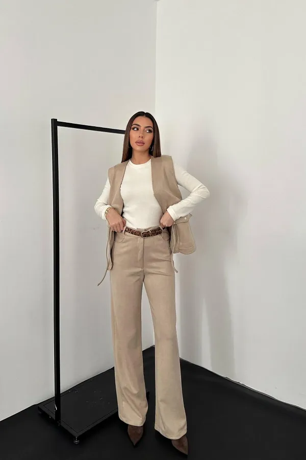 Ensemble gilet et pantalon en daim beige en vente en gros