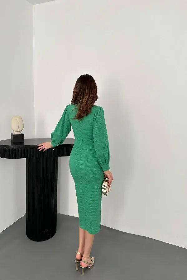 Robe verte à col large en gros