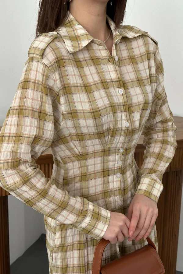 Robe plissée jaune à carreaux en gros