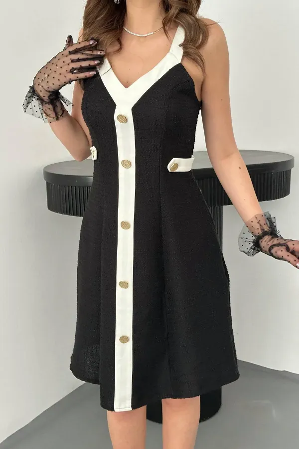 Robe à bretelles brodée noire écrue en gros