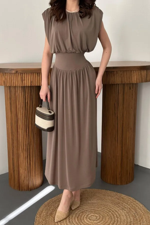 Combinaison-robe camel en gros