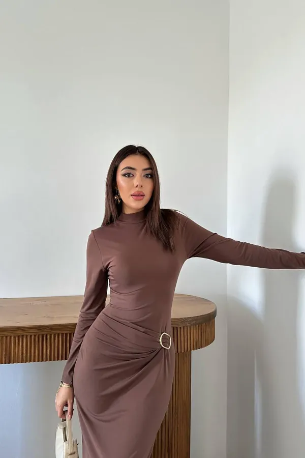 Toptan Kahverengi Beli Tokalı Elbise