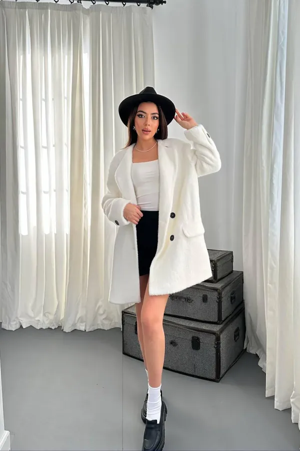 Toptan Ekru Tüylü Yumoş Kaban