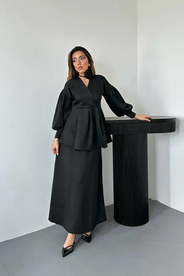 Toptan Siyah Gül Detaylı Takım