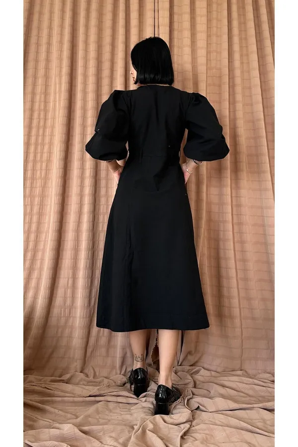 Robe boutonnée teinte en lin noir flammé en gros