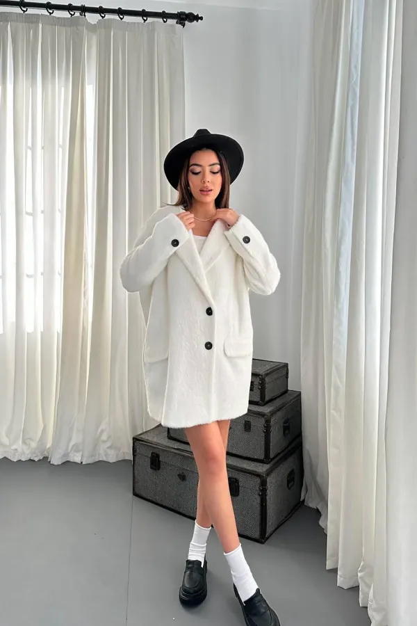 Toptan Ekru Tüylü Yumoş Kaban