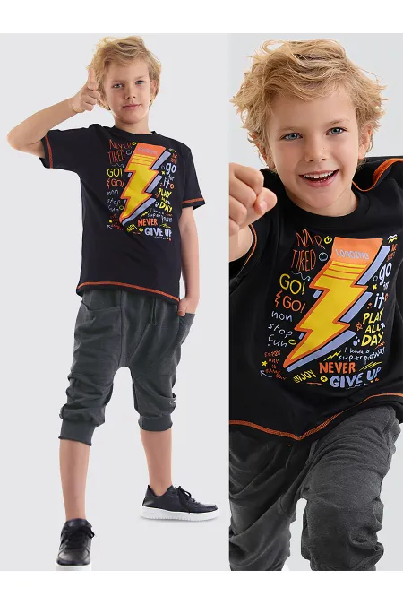 Loading Erkek Çocuk T-shirt Kapri Takım