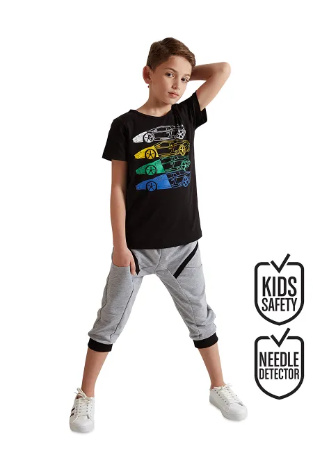 4 Cars Erkek Çocuk T-shirt Kapri Şort Takım