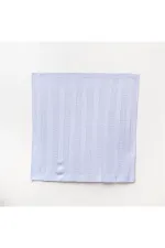 Couverture bébé tricotée à motifs bleue