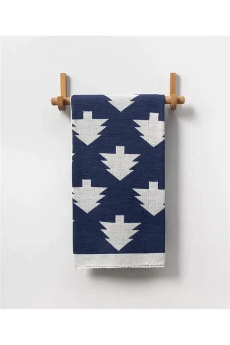 Çam Ağacı Desenli Çift Taraflı Bebek Triko Battaniye Lacivert