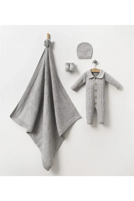 Grenouillère tricotée, couverture, chaussons, bonnet, coffret bébé 4 pièces