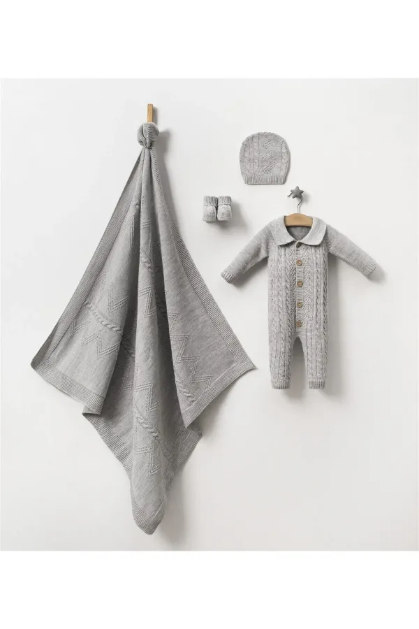 Triko Tulum Battaniye Patik Şapka Bebek 4lü Kutulu Set