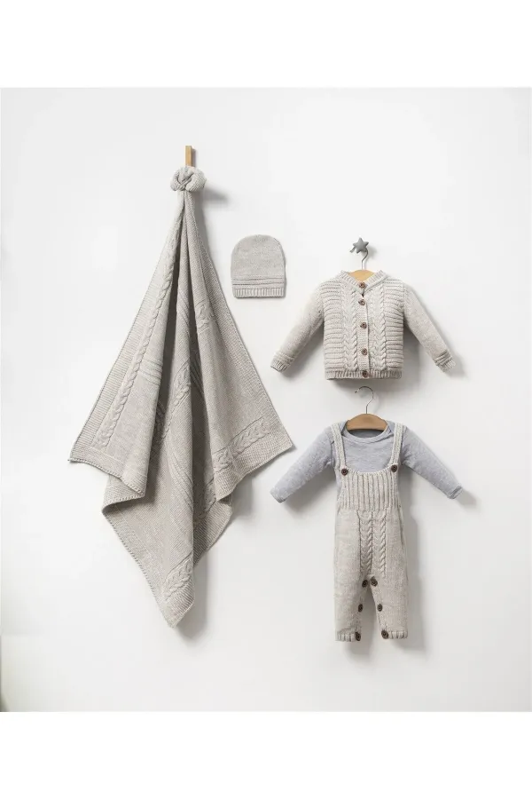 Triko Salopet Hırka Badi Şapka Bebek 4lü Kutulu Set