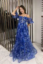 Robe longue en organza floral à fines bretelles et manches basses pour femme, doublée sur le devant, avec passepoil détaillé