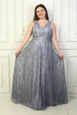 Robe de soirée longue grande taille pour femme, à bretelles larges, doublée et ornée de tulle.