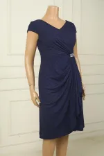 Kadın Ön Arka V Yaka Tırnak Kollu Astarlı Yanı Taş Detaylı Mendilli B.B Simli Kısa Elbise