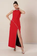 Taş Detaylı Önü Yırtmaçlı Uzun Elbise