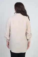 Kadın Kol Katlamalı Çiçek Aplikeli Yanları Yırtmaçlı Büyük Beden Gömlek