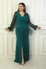 Kadın Kruvaze Yaka Önü Drapeli Boncuk-Pul Detaylı Uçları Tüylü Tül Kollu Astarllı Büyük Beden Sandy Uzun Abiye Elbise