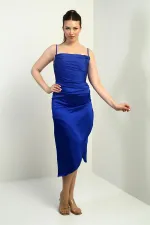 Robe midi asymétrique à bretelles, drapée et doublée pour femme