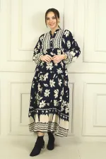 Kadın Önü Yarım Düğmeli Çiçek Desenli Fırfırlı Oversize Uzun Elbise