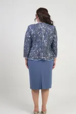 Ensemble 2 pièces pour femme, comprenant une veste en tulle ornée de sequins et de perles, une robe courte à manches demi-lune en crêpe doublée et un pantalon grande taille.