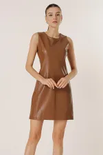 Adel Kolsuz Deri Elbise