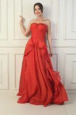 Kadın Straplez Önü Düğmeli Arkası Bağcıklı Eteği Fırfırlın Uzun Abiye Elbise Kadın Straplez Önü Düğmeli Arkası Bağcıklı Eteği Fırfırlın Uzun Abiye Elbise