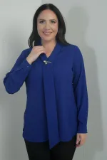 Chemisier grande taille en crêpe satin à col en V et foulard pour femme