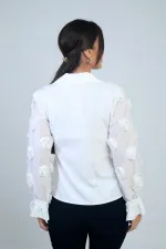 Kadın Önü Düğmeli Kolları Organze 3 Boyut Çiçekli Tasarim Bluz