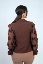 Kadın Önü Düğmeli Kolları Organze 3 Boyut Çiçekli Tasarim Bluz