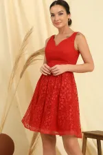 V Yaka Astarlı Dantel Elbise