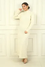 Robe en maille à col rond et manches longues zippée