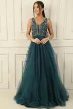 Taş Ve Boncuk İşlemeli Astarlı Uzun Tül Elbise