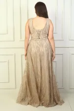 Robe de soirée longue grande taille pour femme, à bretelles larges, doublée et ornée de tulle.