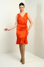 Kadın Kruvaze Yaka Astarlı Önü Drapeli Önü Volanlı Saten Kısa Elbise