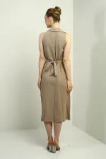 Kadın Polo Yaka Ön Pile Düğme Detaylı Midi Keten Elbise