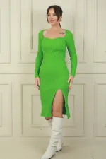 Women's Sweetheart Neckline Slit Knit Dress