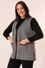 Zigzag Patterned Plus Size Knit Vest with Pocket