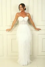 Robe bustier à bretelles perlées, doublure à franges et long tulle