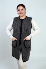 Women's Plus Size Long Knit Vest with Zippered Front and Pocket Pattern