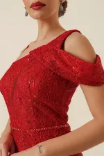 Tek Taraf İp Askılı Beli Boncuklu Astarlı Pul İşlemeli Önü Yırtmaçlı Uzun Balık Elbise