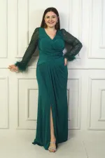 Kadın Kruvaze Yaka Önü Drapeli Boncuk-Pul Detaylı Uçları Tüylü Tül Kollu Astarllı Büyük Beden Sandy Uzun Abiye Elbise