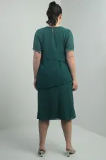 Kadın Taş Detaylı Astarlı Kısa Kollu 3 Kat Şifon Büyük Beden Elbise